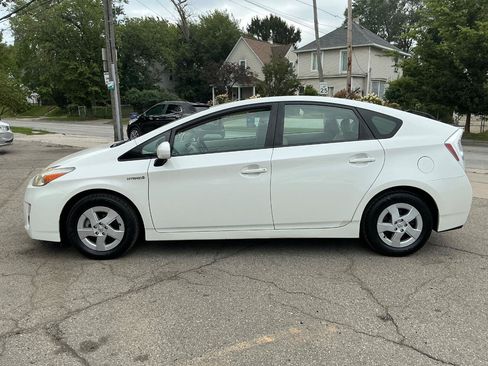 Used 2010 Toyota Prius Two FWD image 7