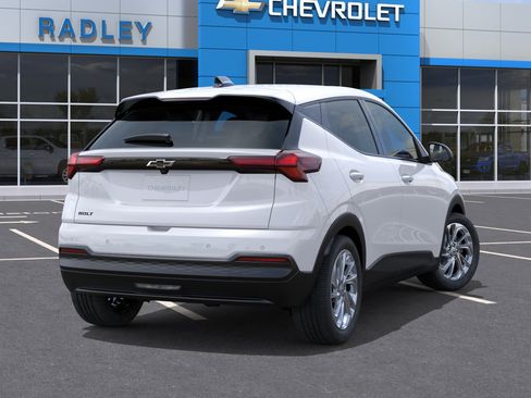 New 2027 Chevrolet Bolt LT FWD image 4