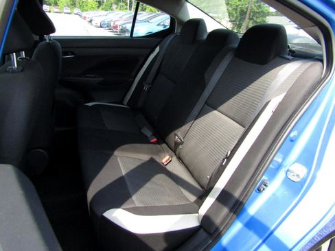 Used 2021 Nissan Versa SV image 15