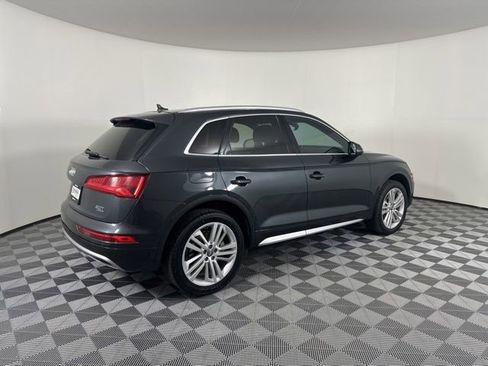 Used 2018 Audi Q5 2.0T Premium Plus w/ Premium Plus Package AWD/4WD image 3