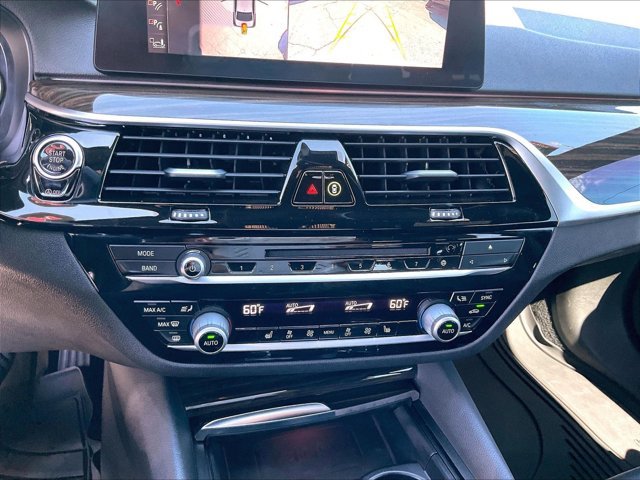 Used 2019 BMW 540i w/ Premium Package RWD image 22