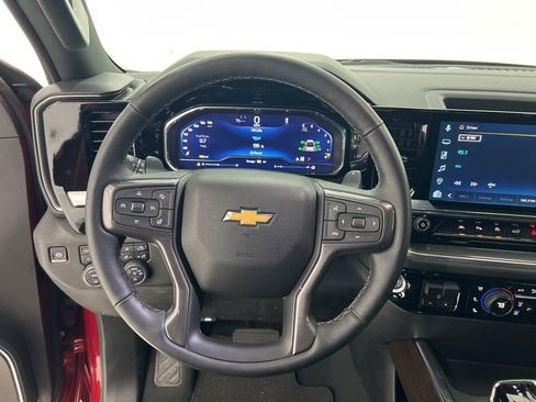 Used 2025 Chevrolet Silverado 1500 High Country w/ Z71 Off-Road Package image 10