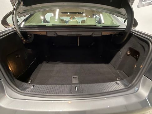 Used 2014 Mercedes-Benz E 350 4MATIC Sedan image 61