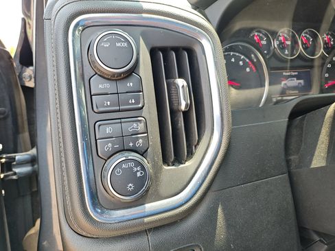 Used 2021 Chevrolet Silverado 1500 RST AWD/4WD image 23