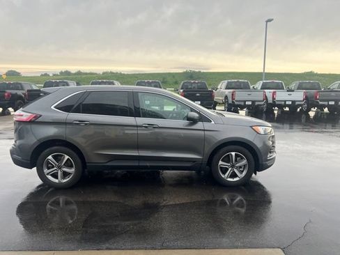 Used 2023 Ford Edge SEL w/ Convenience Package AWD/4WD image 4