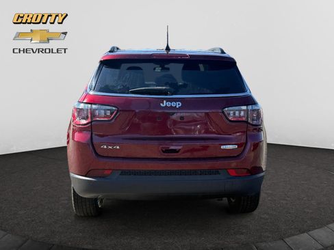 Used 2021 Jeep Compass Latitude image 4