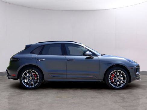 Certified 2025 Porsche Macan GTS AWD/4WD image 9