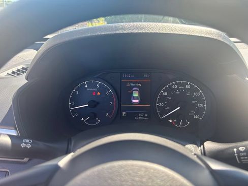Used 2024 Nissan Altima 2.5 S FWD image 18
