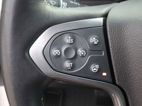 Used 2019 Chevrolet Suburban Premier w/ Premier Plus Edition image 24