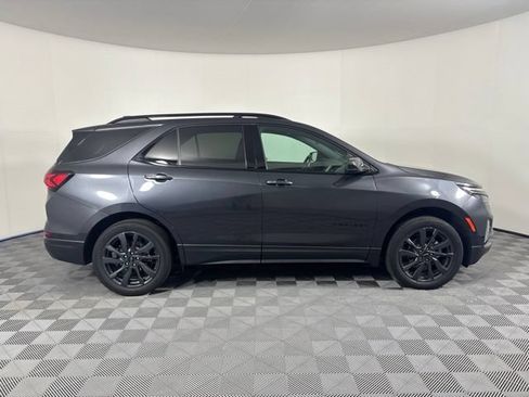 Used 2023 Chevrolet Equinox RS AWD/4WD image 42