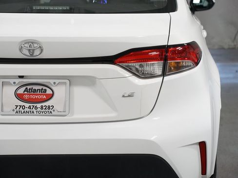 Certified 2024 Toyota Corolla LE FWD image 10