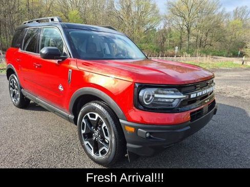 Used 2023 Ford Bronco Sport Outer Banks w/ Tech Package image 10