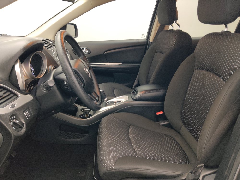 Used 2020 Dodge Journey SE FWD image 17