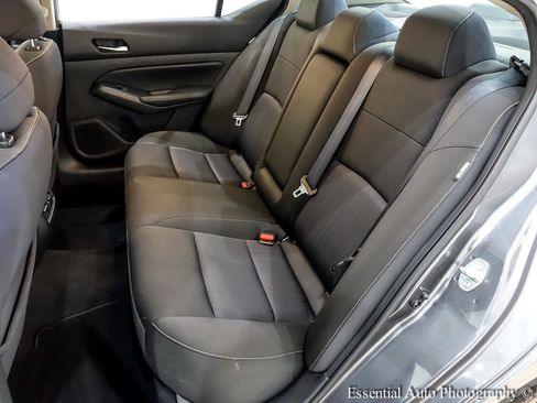 Used 2019 Nissan Altima 2.5 SV image 16