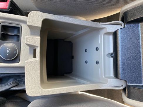 Used 2012 Ford Focus SE image 18