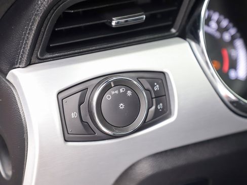 Used 2017 Ford Mustang GT Premium RWD image 29