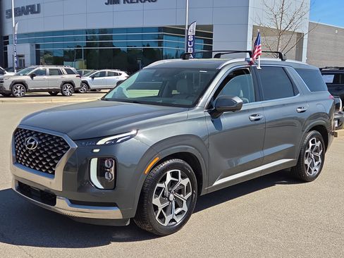 Used 2022 Hyundai Palisade Calligraphy w/ Cargo Package FWD image 7