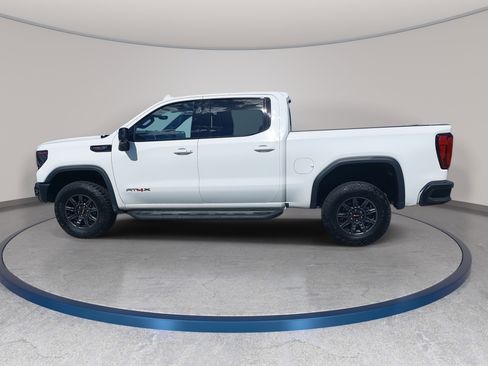 Used 2024 GMC Sierra 1500 AT4X image 8