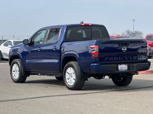 Used 2023 Nissan Frontier SV w/ SV Convenience Package image 7