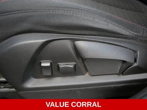 Used 2015 GMC Terrain SLE AWD/4WD image 14
