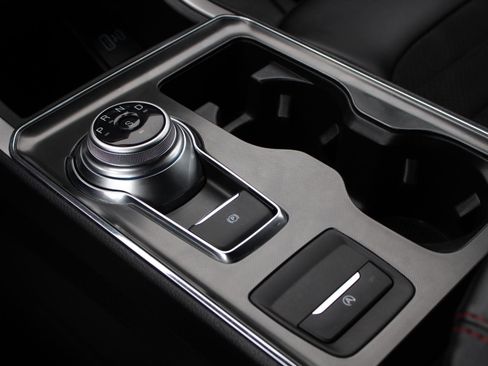 Used 2023 Ford Edge ST-Line image 17