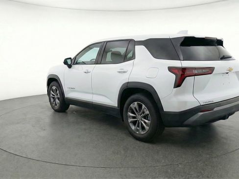 Used 2025 Chevrolet Equinox LT image 5