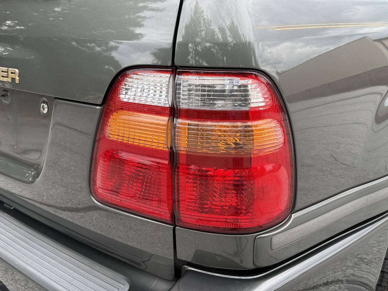 Used 2000 Toyota Land Cruiser AWD/4WD image 41