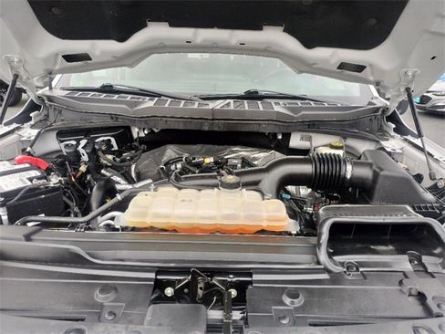 Used 2022 Ford F150 XLT w/ XTR Package image 17