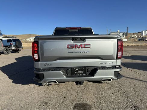 Used 2025 GMC Sierra 1500 Elevation image 17