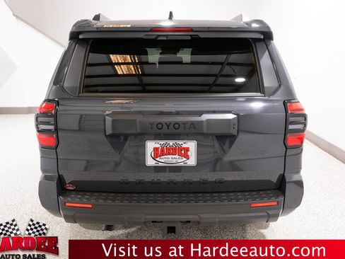 Used 2025 Toyota 4Runner SR5 RWD image 4