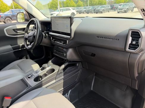 Used 2025 Ford Bronco Sport Badlands AWD/4WD image 11