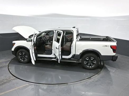 Used 2024 Nissan Titan Platinum Reserve w/ Moonroof Package image 62