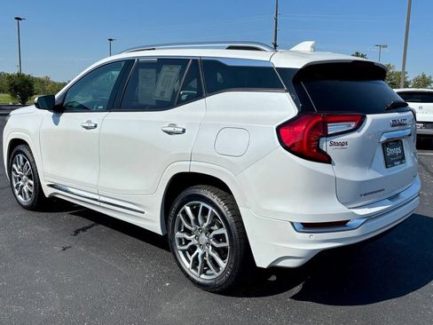 Used 2022 GMC Terrain Denali w/ Denali Premium Package AWD/4WD image 5