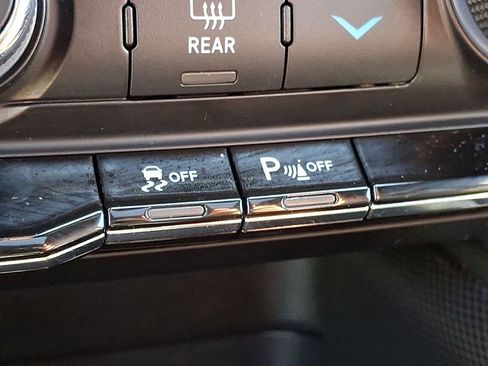 Used 2024 Dodge Durango GT AWD/4WD image 30