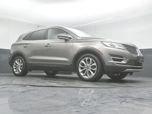 Used 2017 Lincoln MKC Select w/ Select Plus Package image 36