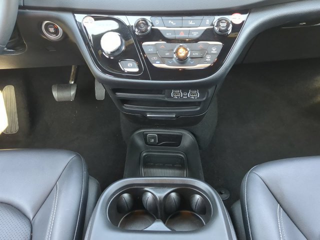 Certified 2025 Chrysler Pacifica Select FWD image 23