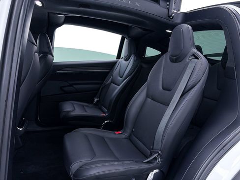 Used 2023 Tesla Model X image 33