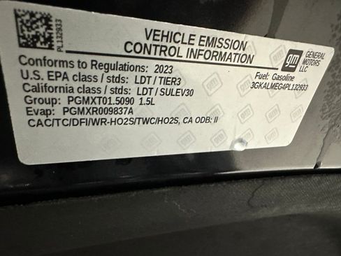 Used 2023 GMC Terrain SLE w/ Driver Convenience Package FWD image 39