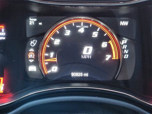 Used 2018 Dodge Durango SRT w/ SRT Interior Appearance Group image 19