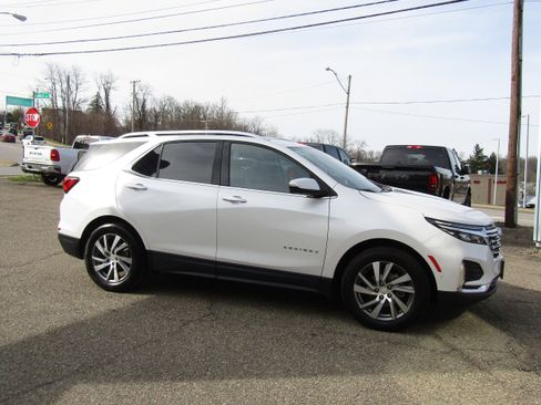 Used 2022 Chevrolet Equinox Premier image 5