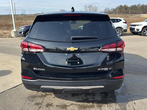 Used 2023 Chevrolet Equinox LT image 4