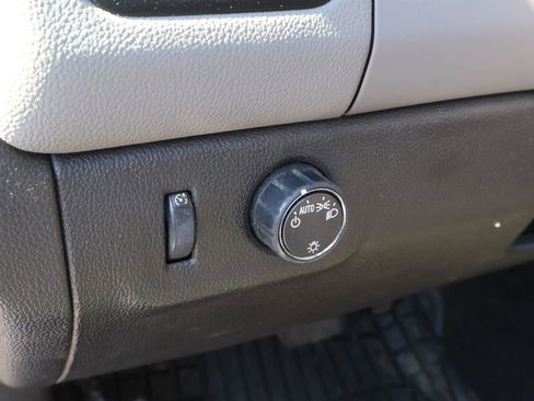 Used 2018 Chevrolet Colorado W/T w/ WT Convenience Package RWD image 15