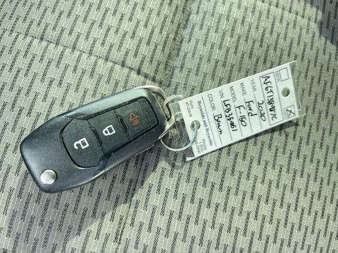 Used 2020 Ford F150 XLT image 33