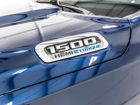 Used 2022 RAM 1500 Big Horn AWD/4WD image 11