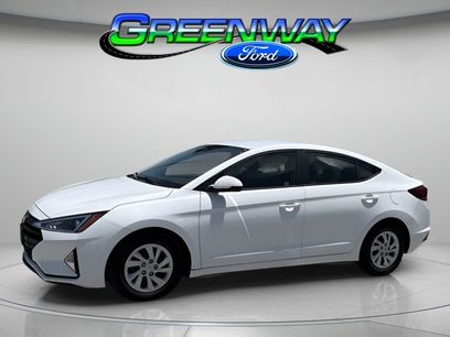 Used 2020 Hyundai Elantra SE w/ Cargo Package (C1)
