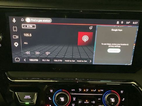 Certified 2023 GMC Sierra 1500 AT4 w/ Technology Package AWD/4WD image 12