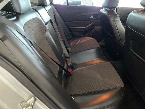 Used 2016 Chevrolet Malibu LT w/ Power Convenience Package FWD image 9