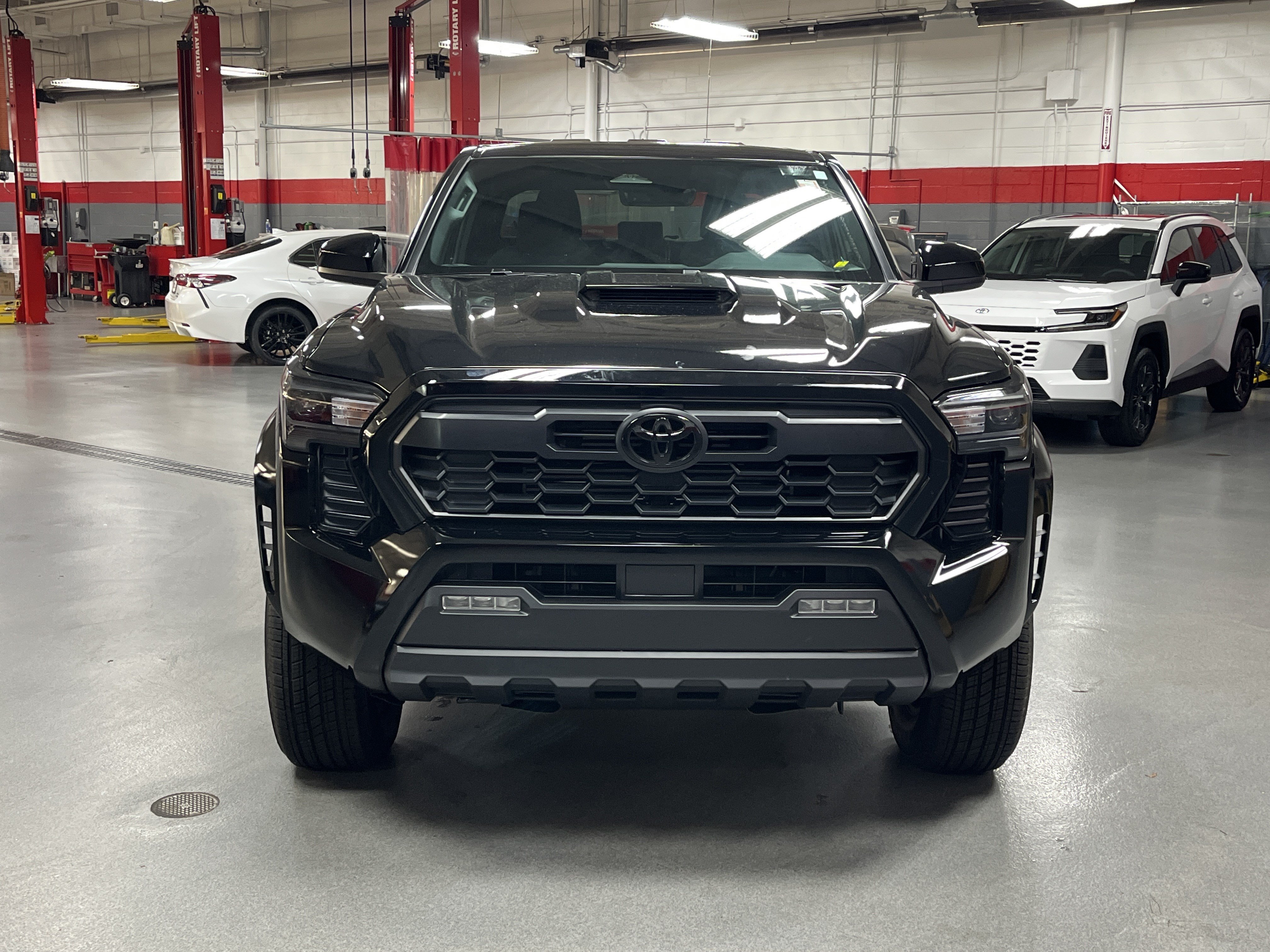 Used 2026 Toyota Tacoma TRD Sport RWD image 3