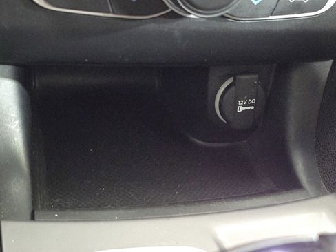 Used 2023 Dodge Charger SXT image 29