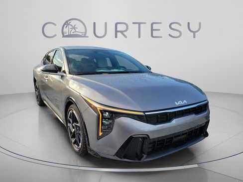 New 2026 Kia K4 GT-Line FWD image 4